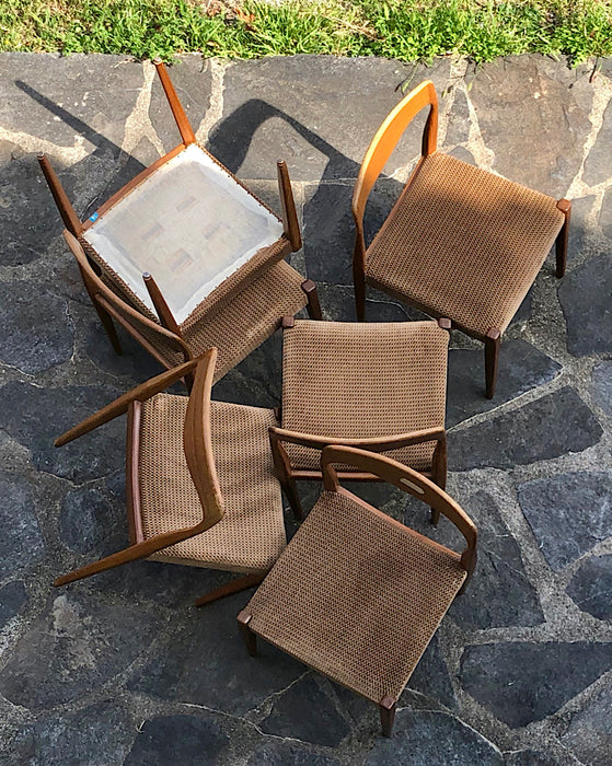 Mid-Century modern set of 6 chairs
