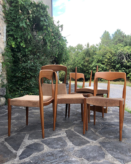 Mid-Century modern set of 6 chairs